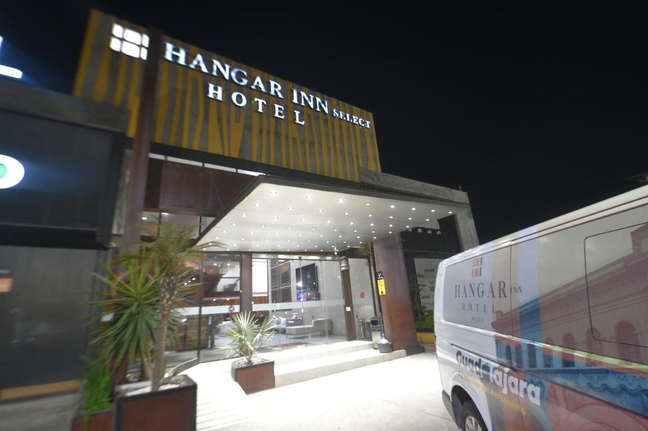 Hangar Select Aeropuerto Guadalajara Las Pintas المظهر الخارجي الصورة